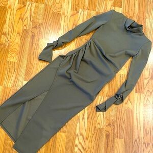 Prettylittlething Olive dress